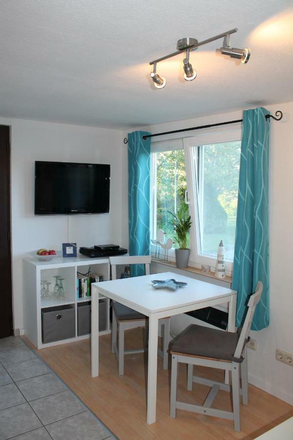 Lutzi'S Ferienwohnung Rostock Exteriör bild